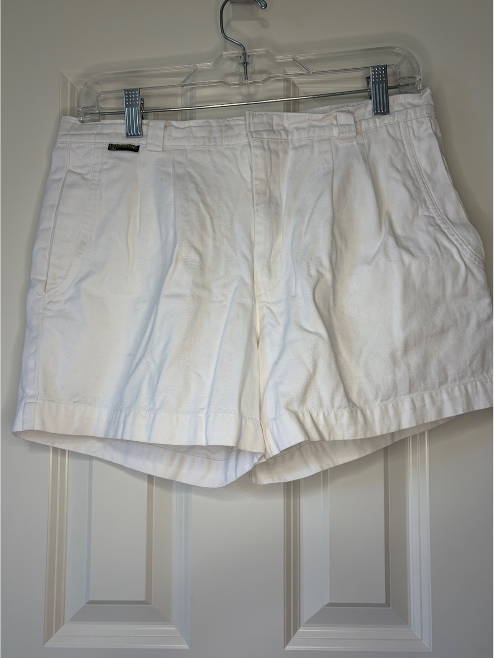 Vintage 90s Pleated Shorts, white, size 32